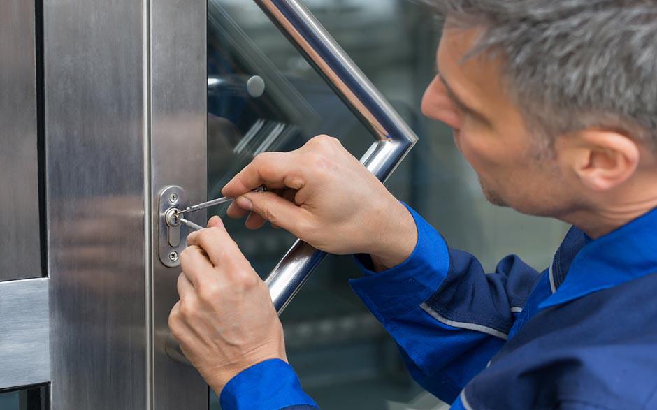 prix d'un serrurier pour ouvrir une porte Nandy