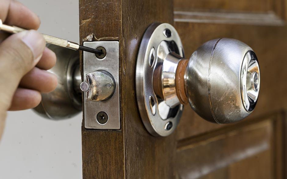 prix d'un serrurier pour ouvrir une porte Nandy